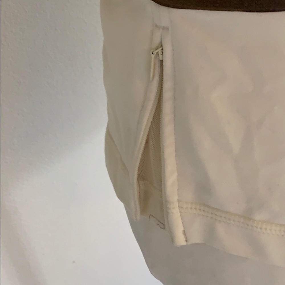 Lulu Lemon Racer Back Top - Picture 3 of 5